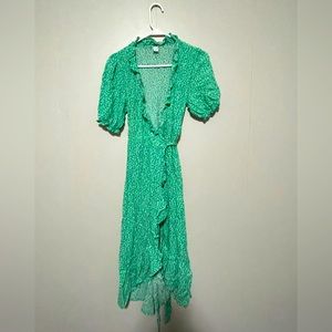 Old Navy Size Small Green floral wrap around dress